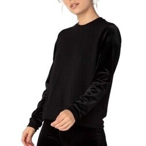 Beyond Yoga Black Velvet Sleeve Jersey Pullover Sweatshirt